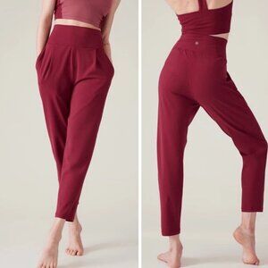 Athleta Coffeeberry Elation Pants Size Small 47932